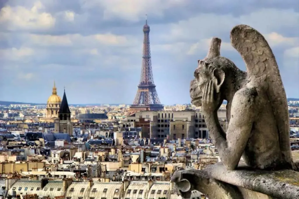 Charmant, Atypique Et ! Lägenhet Paris