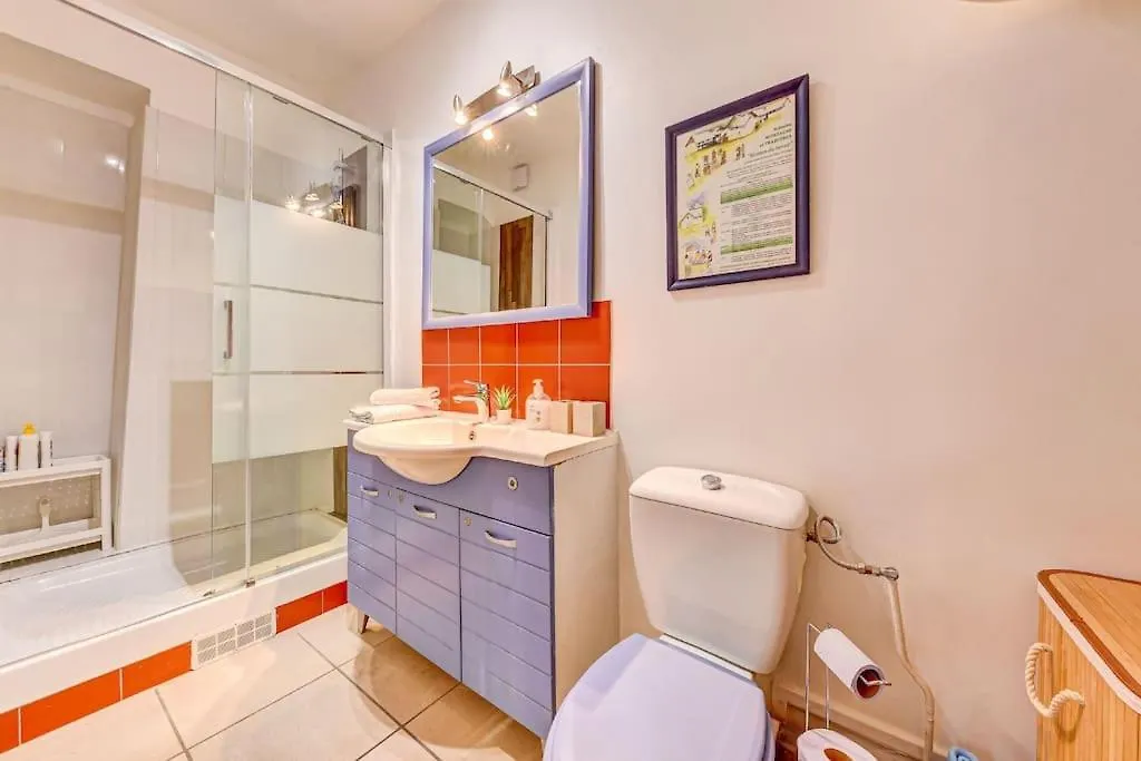Apartment Charmant, Atypique Et ! *